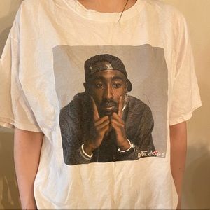 VINTAGE TUPAC T-SHIRT